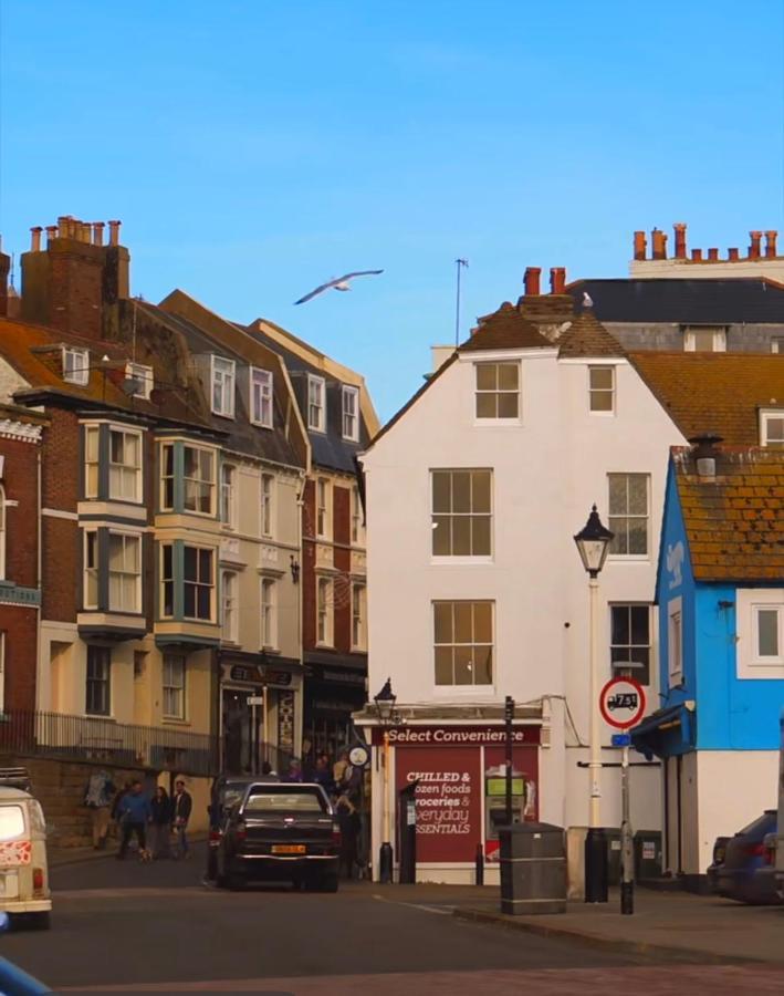 Gorgeous Central Hastings Old Town Exterior foto